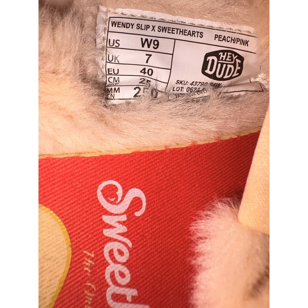 HEY DUDE Wendy Slip X Sweethearts Comfort Pink Mules Shoes RARE Women's Size 9 - Picture 11 of 11